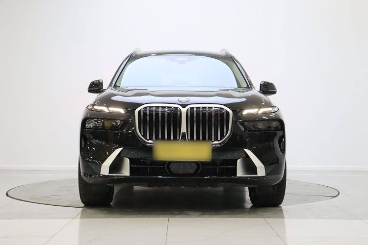 Used BMW X7 2023 xDrive40i Luxury Package with Leading Features Exterior 1
