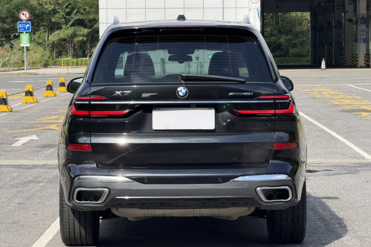 Used BMW X7 2023 xDrive40i Luxury M Sport Package Exterior 1
