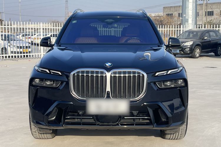 Used BMW X7 2023 xDrive40i Luxury M Sport Package Exterior 1