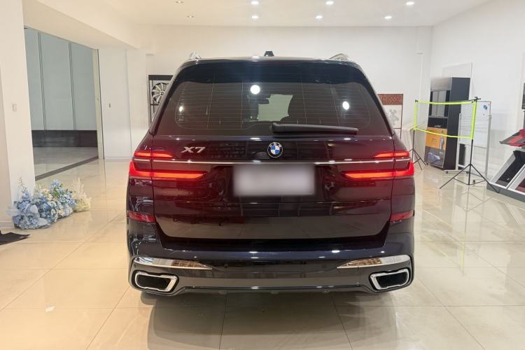 Used BMW X7 2023 xDrive40i Luxury M Sport Package Exterior 2