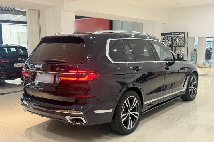 Used BMW X7 2023 xDrive40i Luxury M Sport Package Exterior 3