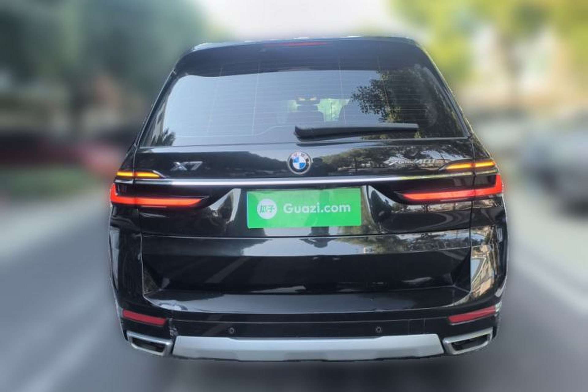 Used BMW X7 2023 xDrive40i Luxury Package with Leading Features Exterior 4
