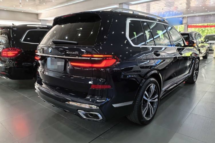 Used BMW X7 2023 xDrive40i Luxury M Sport Package Exterior 5