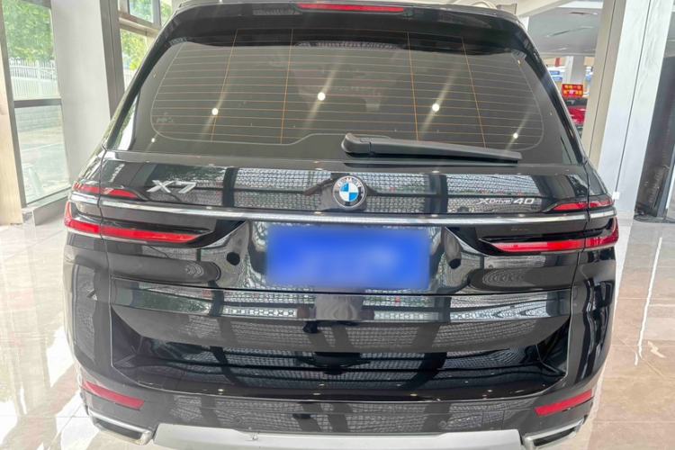 Used BMW X7 2023 xDrive40i Luxury Package with Leading Features Exterior 5