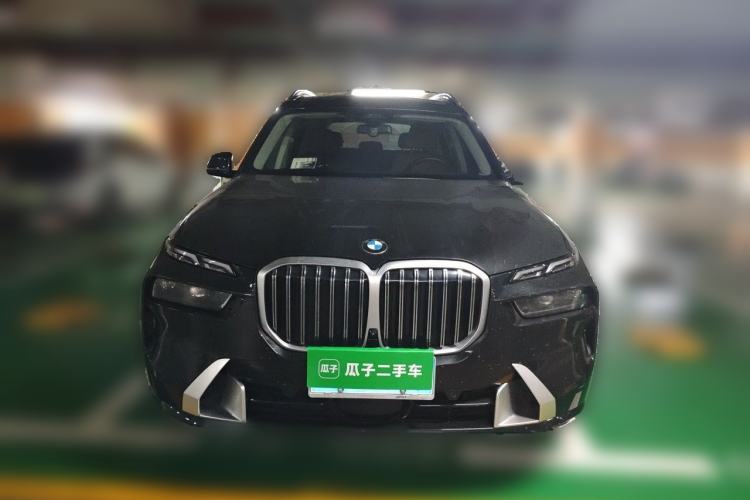 Used BMW X7 2023 xDrive40i Luxury Package with Leading Features Front