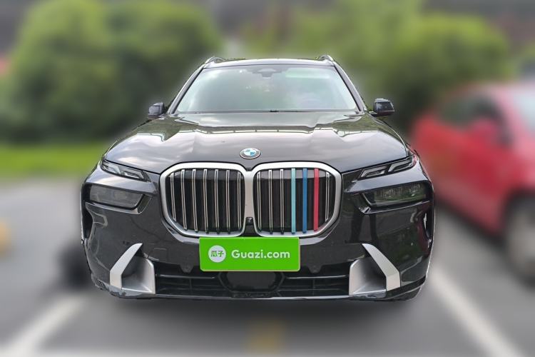 Used BMW X7 2023 xDrive40i Luxury Package with Leading Features Front