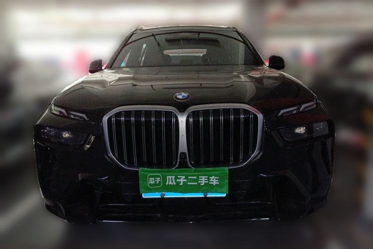 Used BMW X7 2023 xDrive40i Luxury Package with Leading Features Front