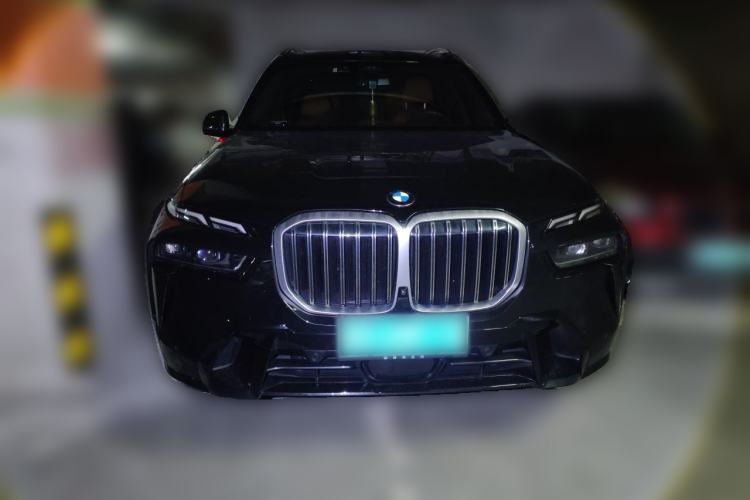 Used BMW X7 2023 xDrive40i Luxury M Sport Package Front