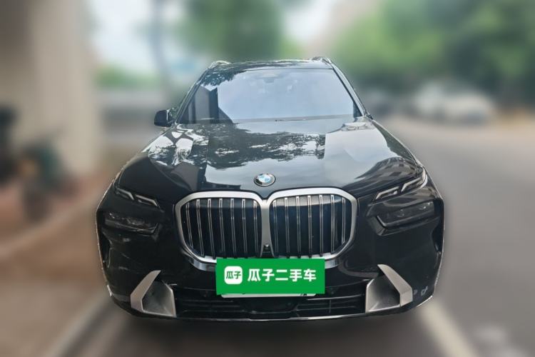 Used BMW X7 2023 xDrive40i Luxury Package with Leading Features Front