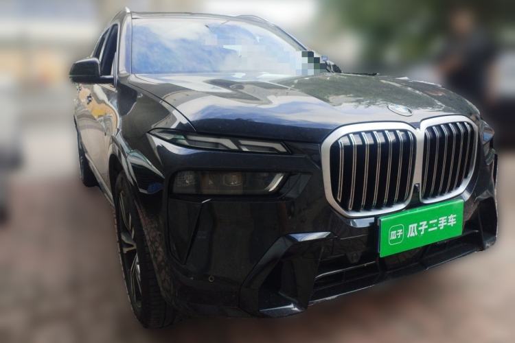 Used BMW X7 2023 xDrive40i Luxury M Sport Package Front Right 45 Deg