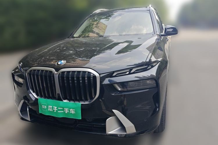 Used BMW X7  Front