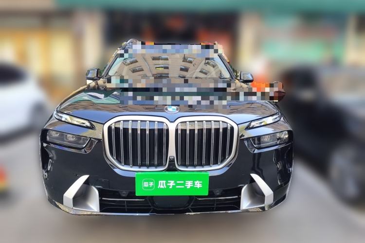 Used BMW X7 2023 xDrive40i Luxury Package with Leading Features Front
