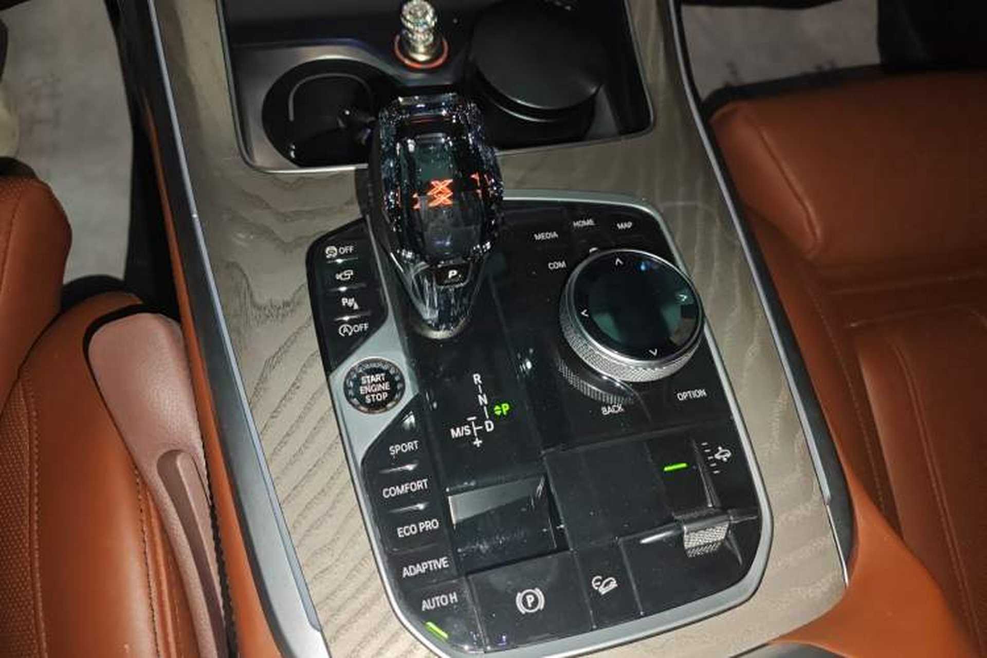 Used BMW X7 2023 xDrive40i Executive M Sport Package Gear Lever