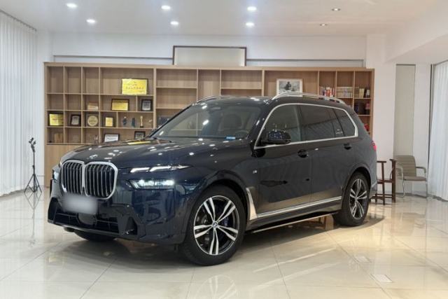 Used BMW X7 2023 xDrive40i Luxury M Sport Package