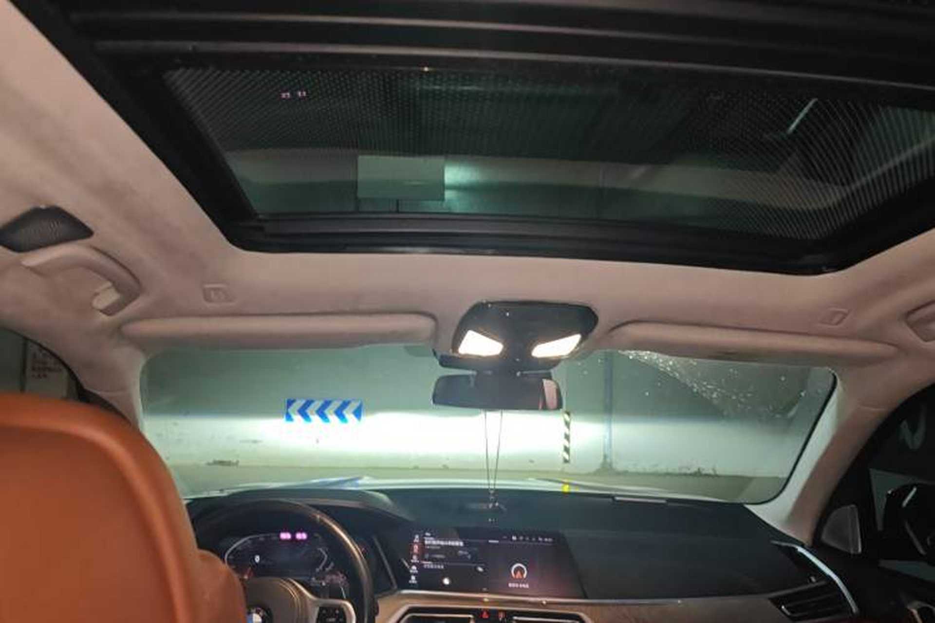Used BMW X7 2023 xDrive40i Executive M Sport Package Headliner