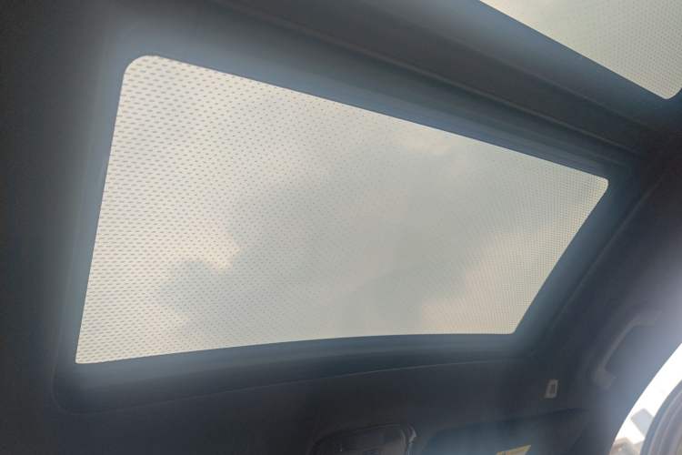 Used BMW X7 2023 xDrive40i Luxury M Sport Package Headliner