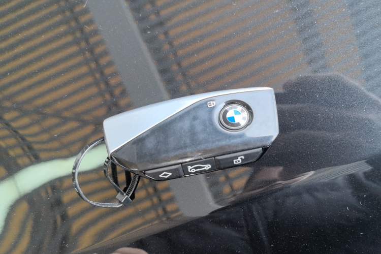 Used BMW X7 2023 xDrive40i Luxury Package with Leading Features Interior 1