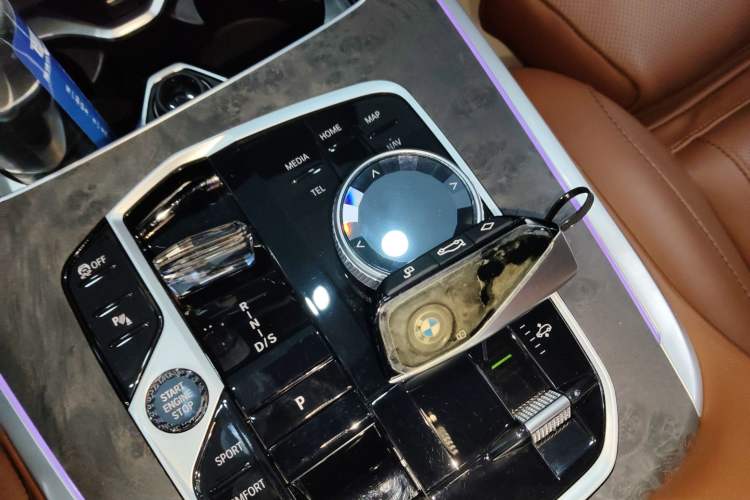 Used BMW X7 2023 xDrive40i Luxury M Sport Package Interior 1