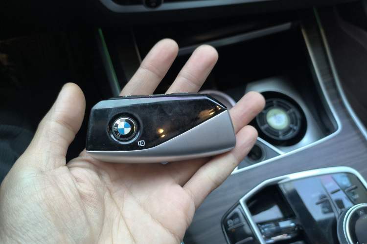 Used BMW X7 2023 xDrive40i Luxury Package with Leading Features Interior 1