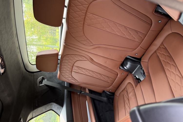 Used BMW X7 2023 xDrive40i Luxury M Sport Package Interior 13