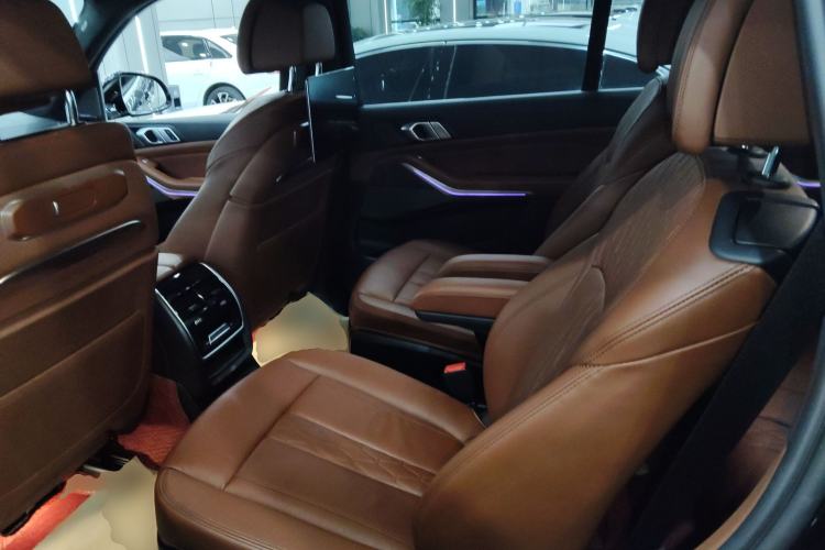 Used BMW X7 2023 xDrive40i Luxury M Sport Package Interior 4