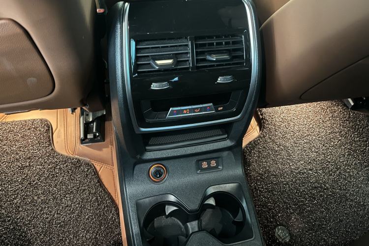 Used BMW X7 2023 xDrive40i Luxury M Sport Package Interior 6