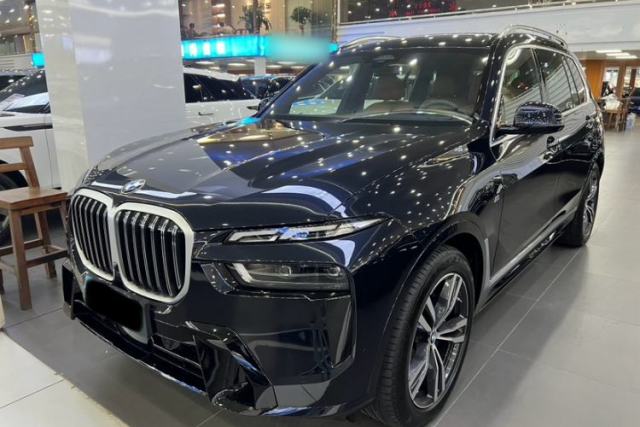 Used BMW X7 2023 xDrive40i Luxury M Sport Package