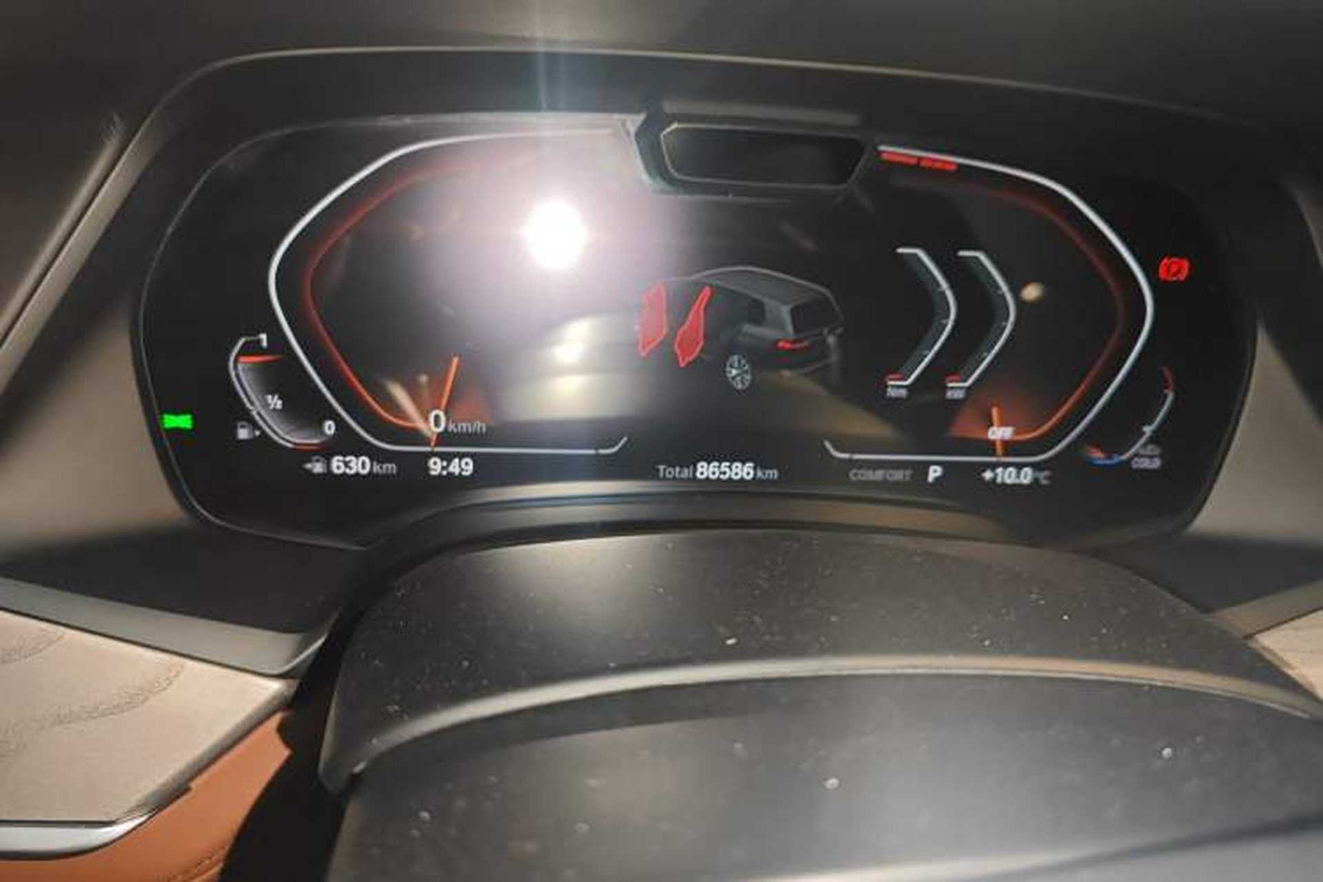 Used BMW X7 2023 xDrive40i Executive M Sport Package Odometer Close Up