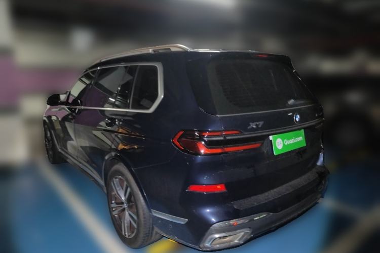 Used BMW X7 2023 xDrive40i Luxury M Sport Package Rear Left 45 Deg
