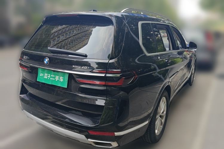 Used BMW X7  Rear Right 45 Deg