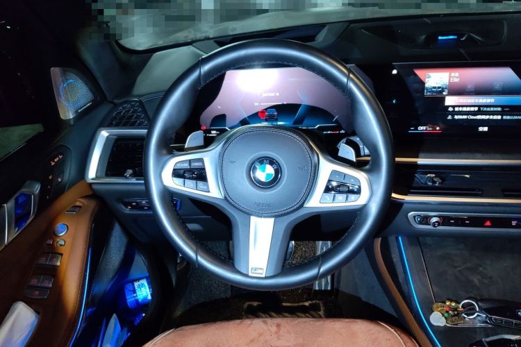 Used BMW X7 2023 xDrive40i Luxury M Sport Package Steering Wheel