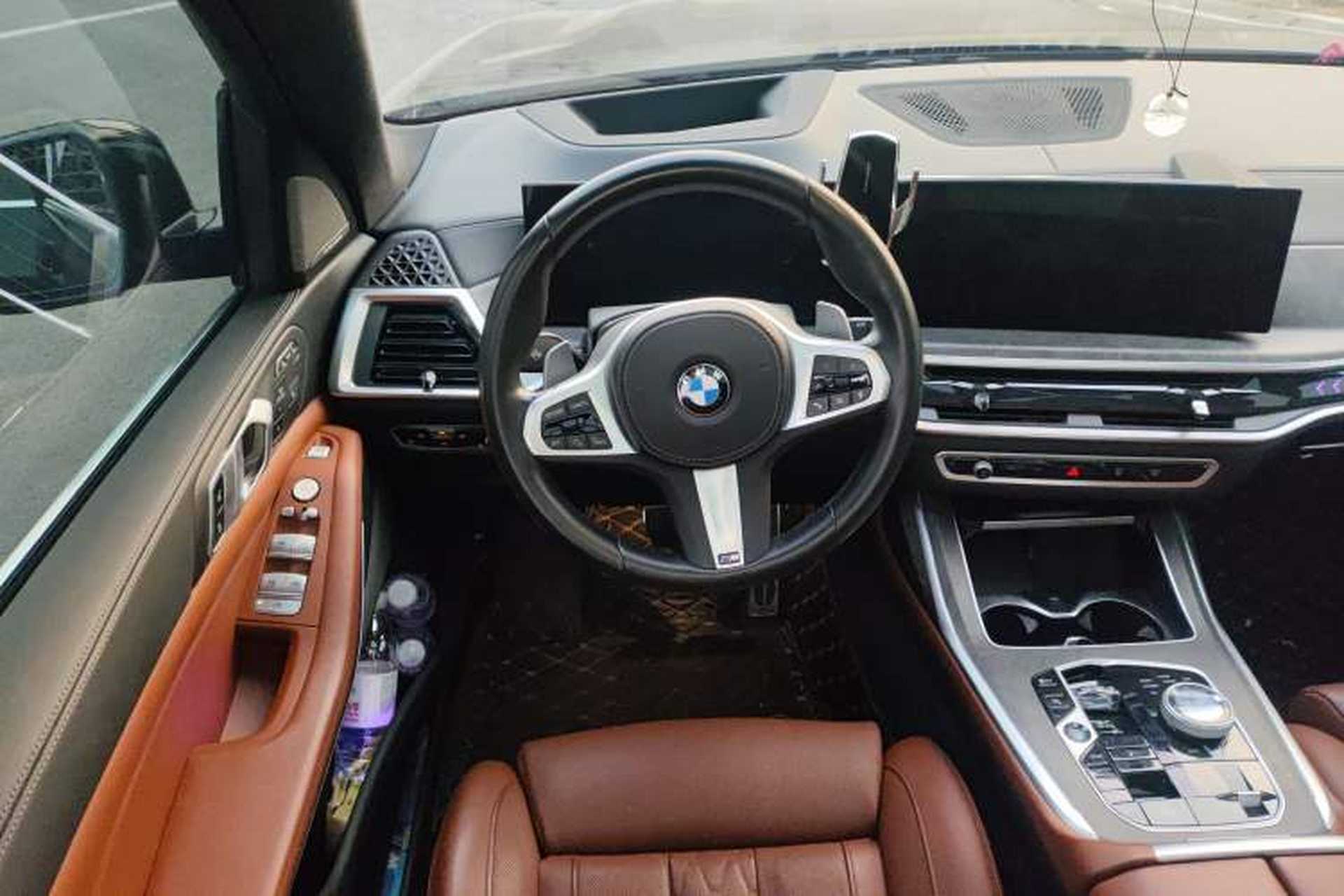 Used BMW X7 2023 xDrive40i Luxury M Sport Package Steering Wheel