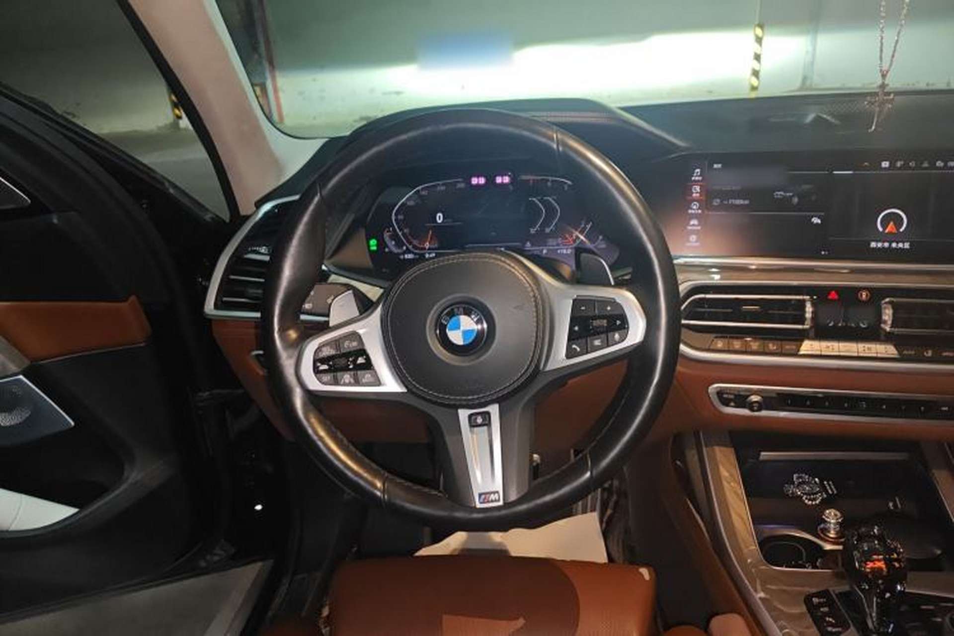 Used BMW X7 2023 xDrive40i Executive M Sport Package Steering Wheel