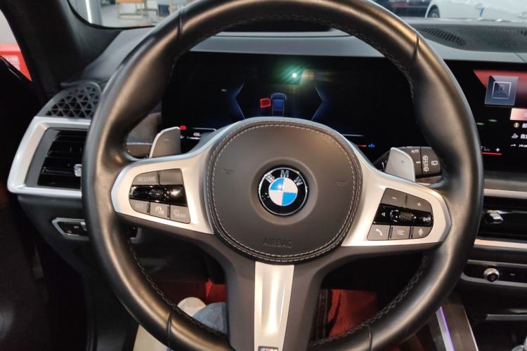 Used BMW X7 2023 xDrive40i Luxury M Sport Package Steering Wheel
