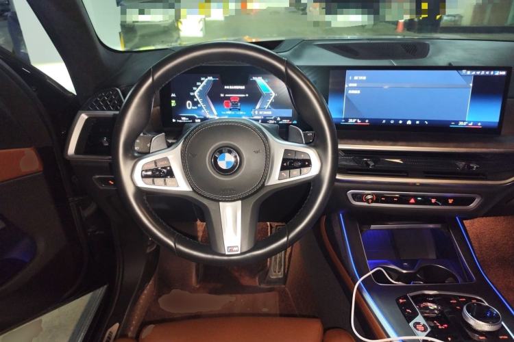 Used BMW X7 2023 xDrive40i Luxury M Sport Package Steering Wheel