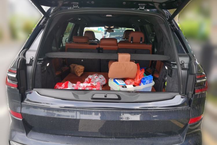 Used BMW X7 2023 xDrive40i Luxury M Sport Package Trunk