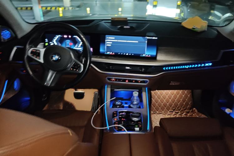 Used BMW X7 2023 xDrive40i Executive M Sport Package Interior 2