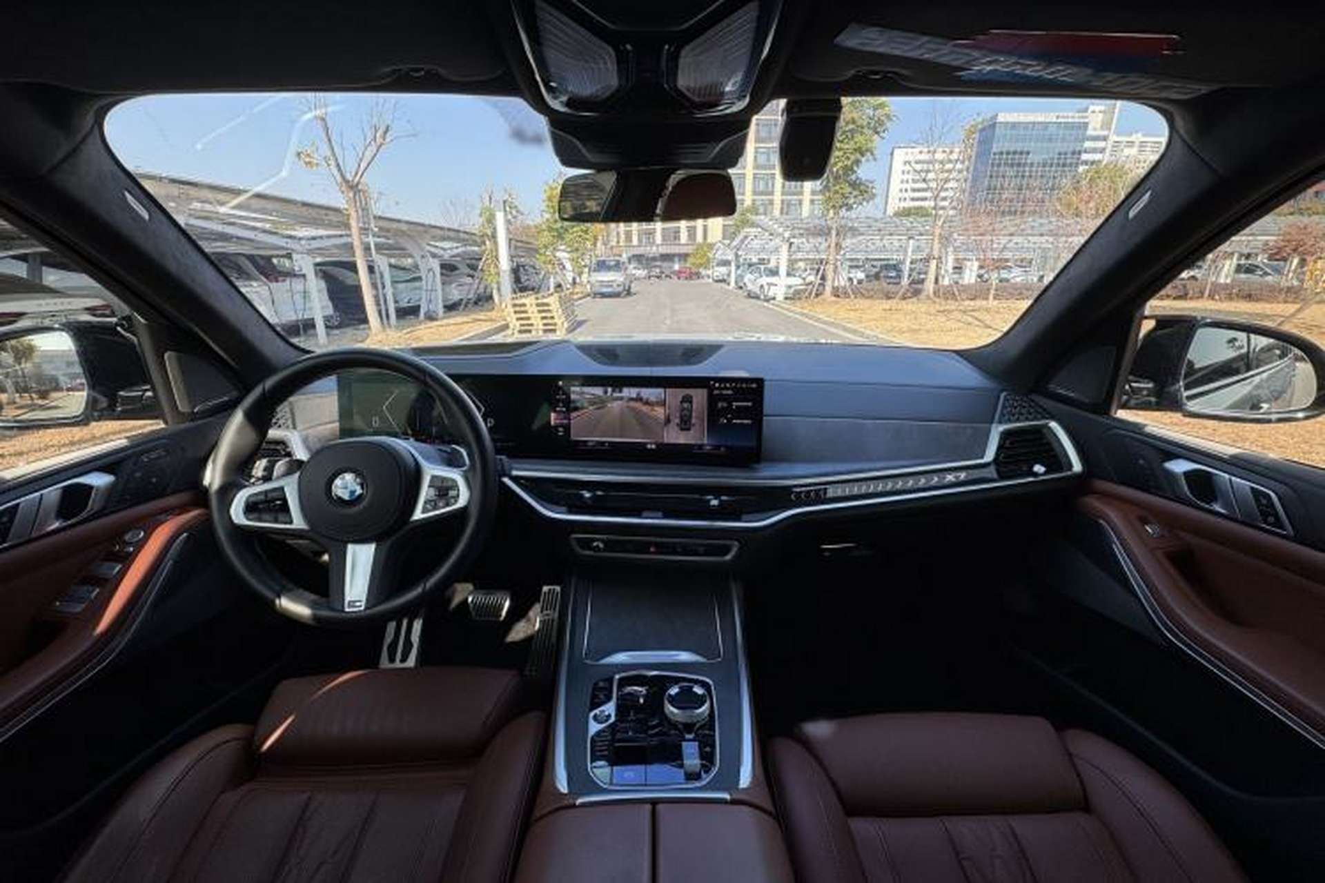 Used BMW X7 2023 xDrive40i Luxury M Sport Package Interior 1