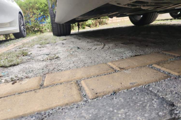 Used BMW X7  Chassis Front Right