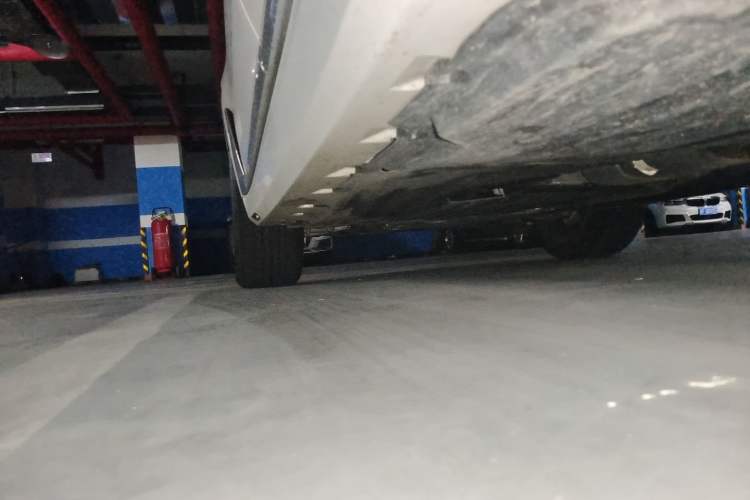 Used BMW X7  Chassis Rear Left