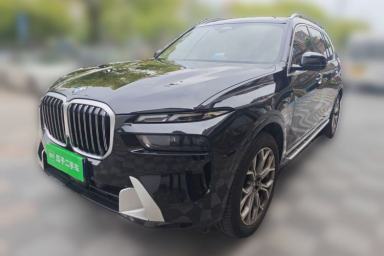 Used BMW X7 2024 xDrive40i Luxury Package – Leading Model