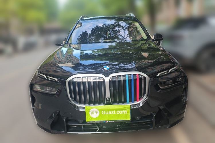 Used BMW X7 2024 xDrive40i Luxury Package – Leading Model Front