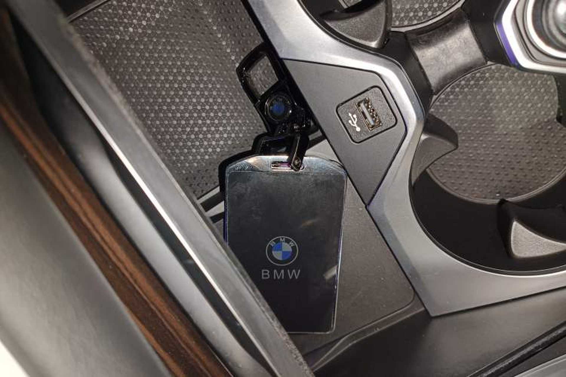 Used BMW X7 2024 xDrive40i Luxury Package – Leading Model Interior 1