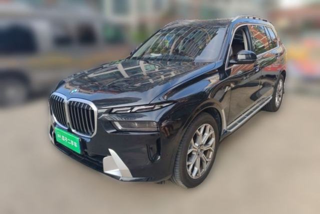 Used BMW X7 2024 xDrive40i Luxury Package – Leading Model