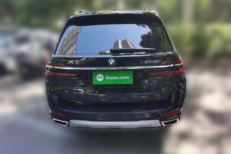 Used BMW X7 2024 xDrive40i Luxury Package – Leading Model Rear