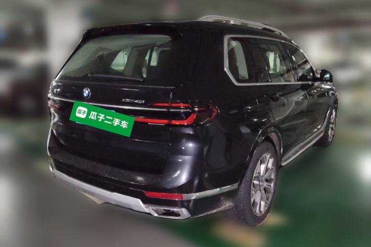 Used BMW X7 2024 xDrive40i Luxury M Sport Package Rear Right 45 Deg