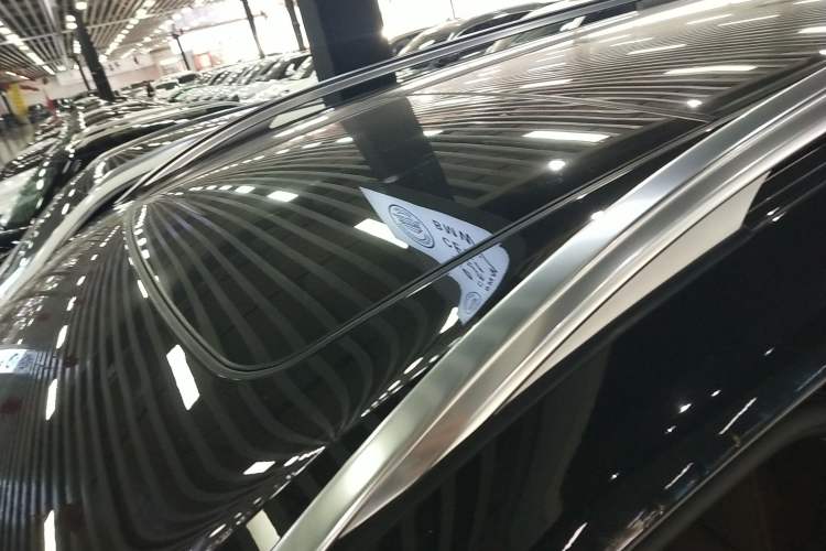 Used BMW X7 2024 xDrive40i Luxury Package – Leading Model Roof