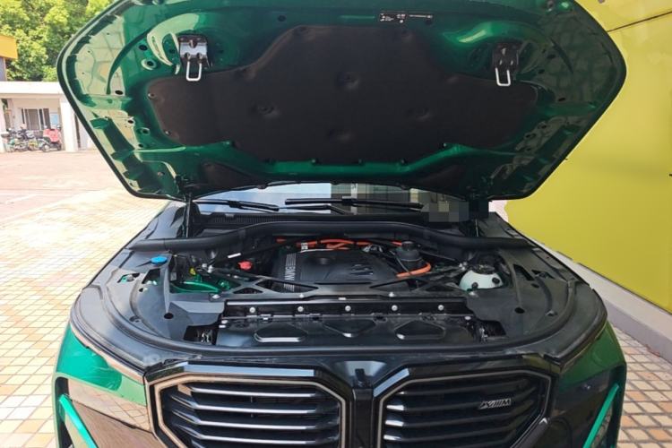 Used BMW XM 2023 50e Engine Bay