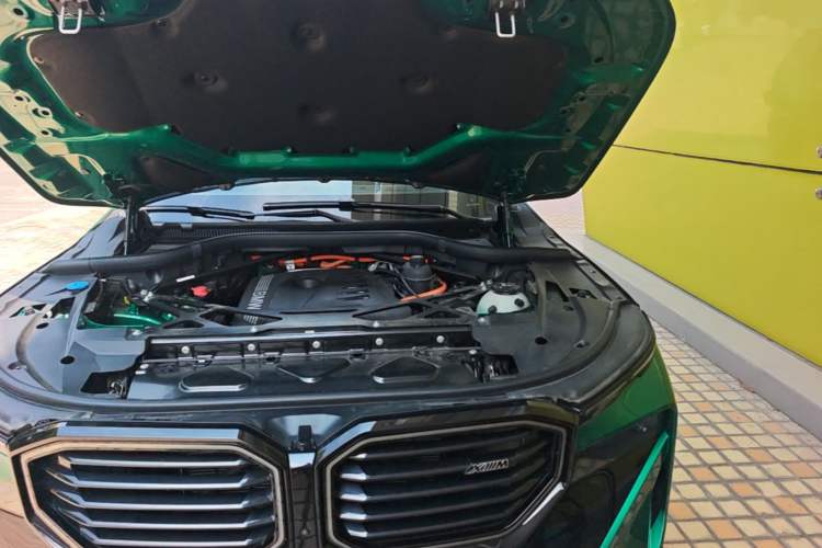 Used BMW XM 2023 50e Engine Bay Left