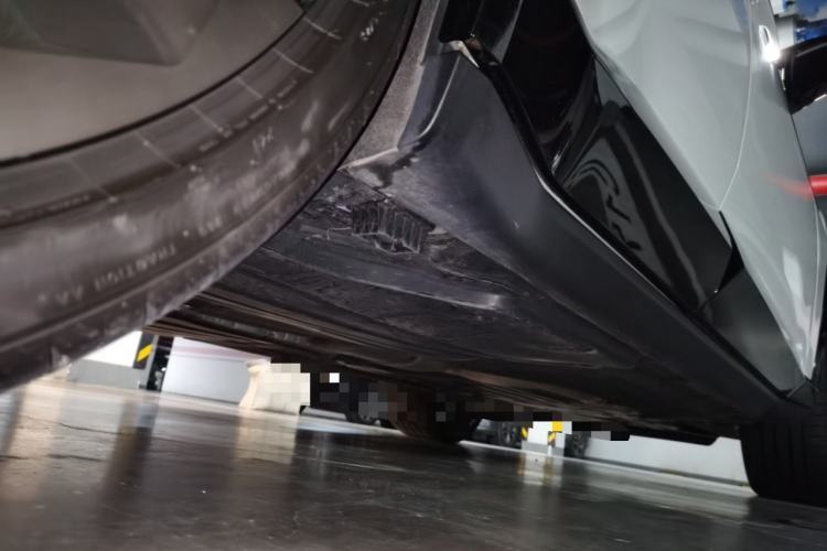Used BMW XM 2023 50e Chassis Rear Right